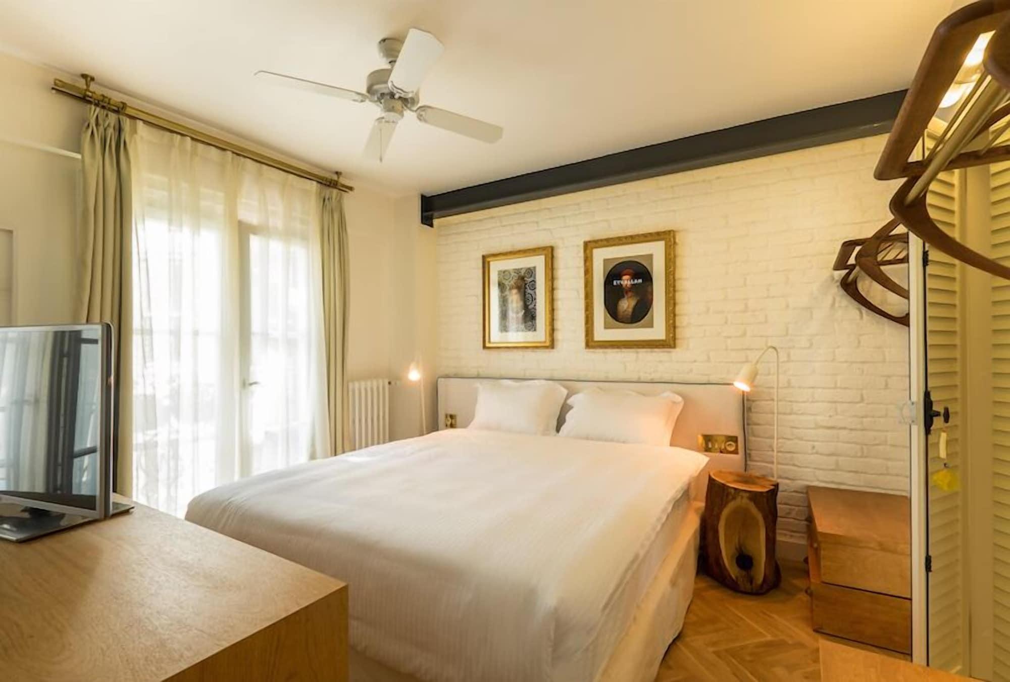 Pera Neuf Hotel Istanbul Bagian luar foto