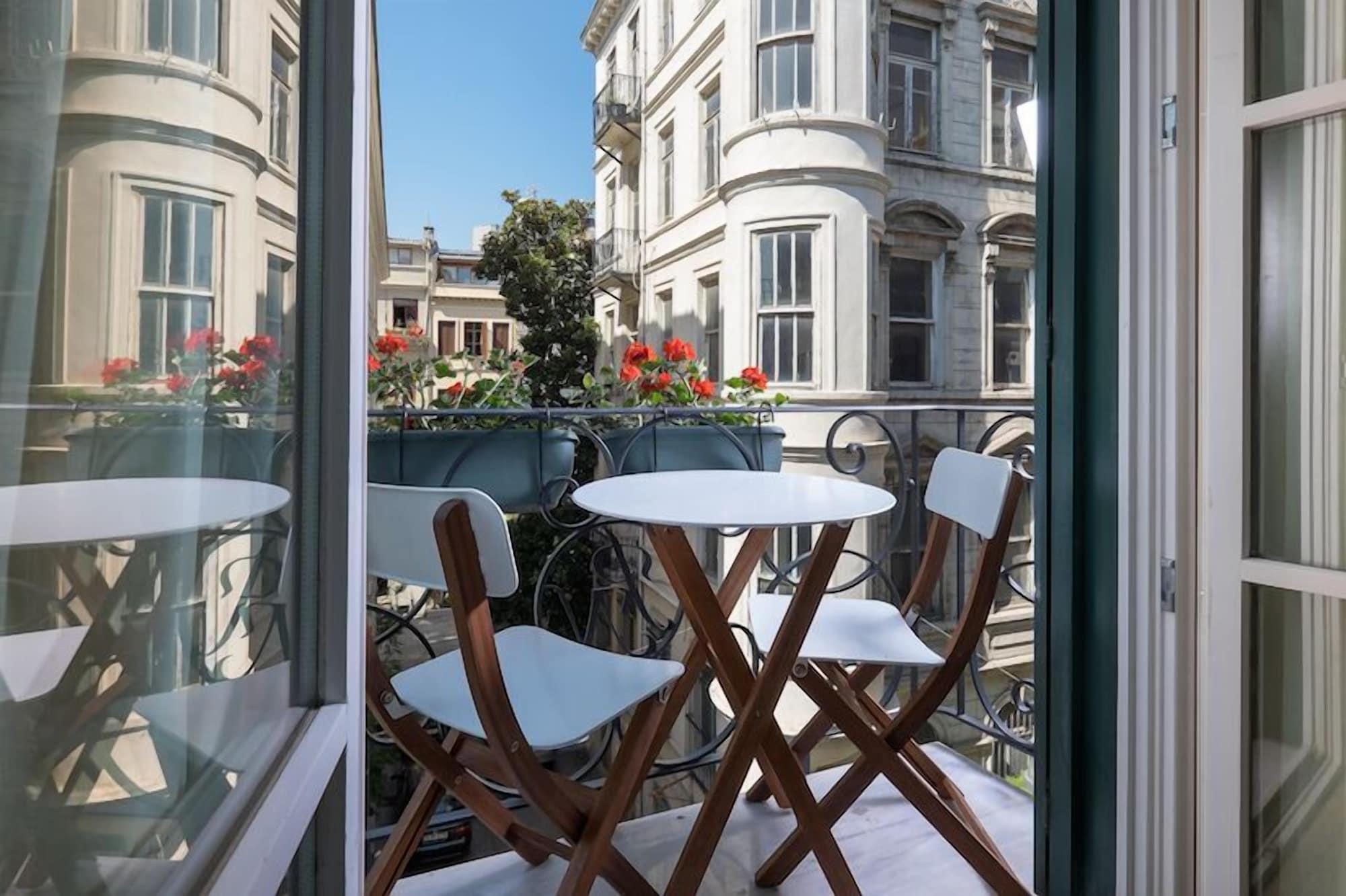Pera Neuf Hotel Istanbul Bagian luar foto